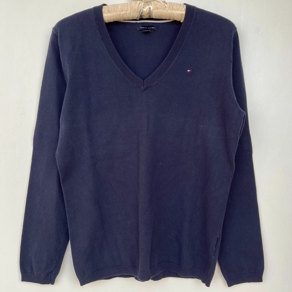 Tommy V-Neck Navy Blue Long Sleeve Sweater sz Medium